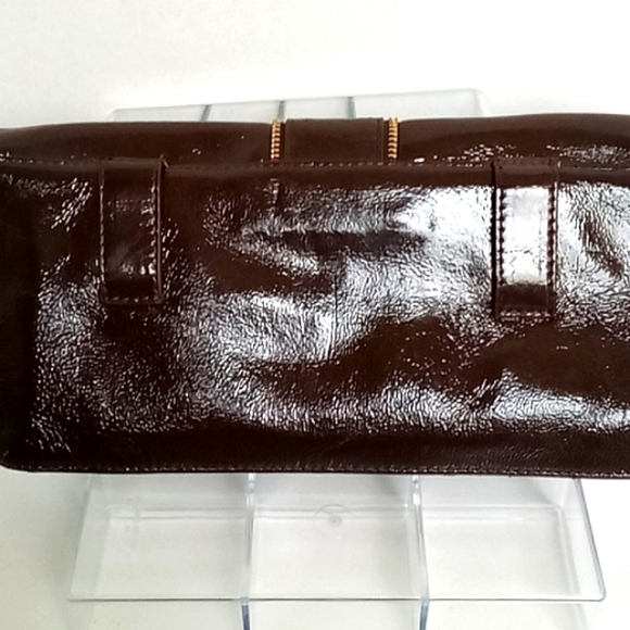 Brown Patent Leather Clutch Bag with Bow and Strap - Picture 3 of 9